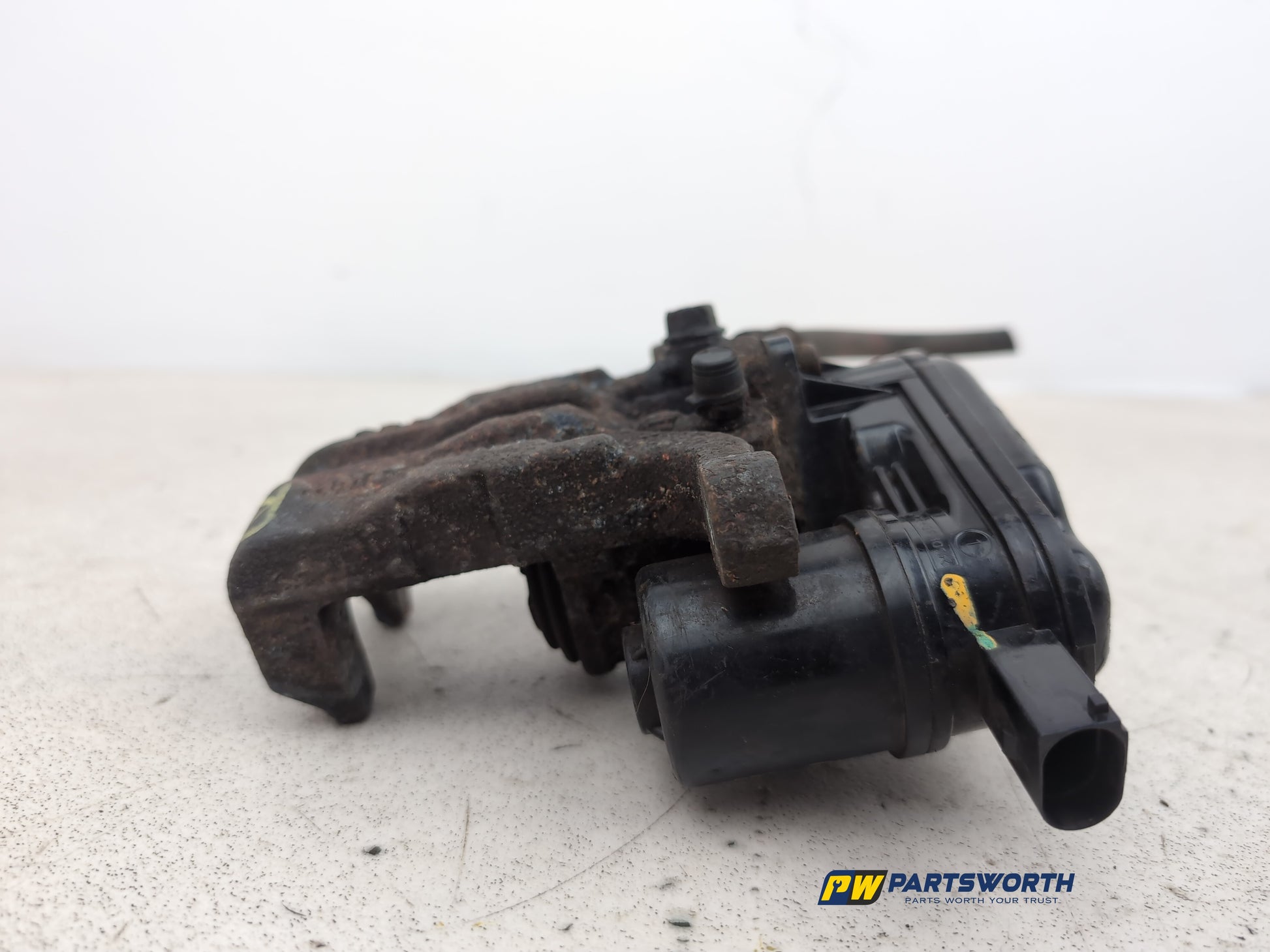 Brake Rear Caliper RH 9