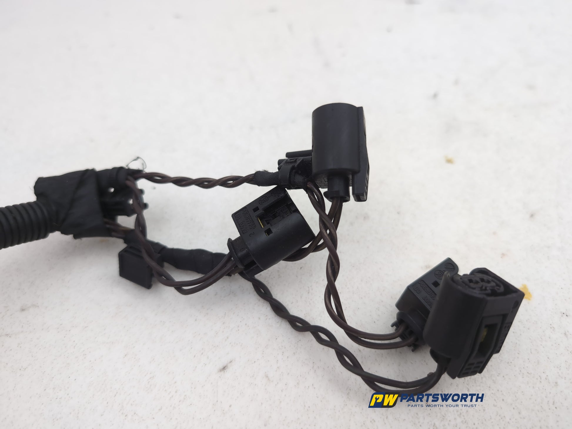 Wiring loom 9