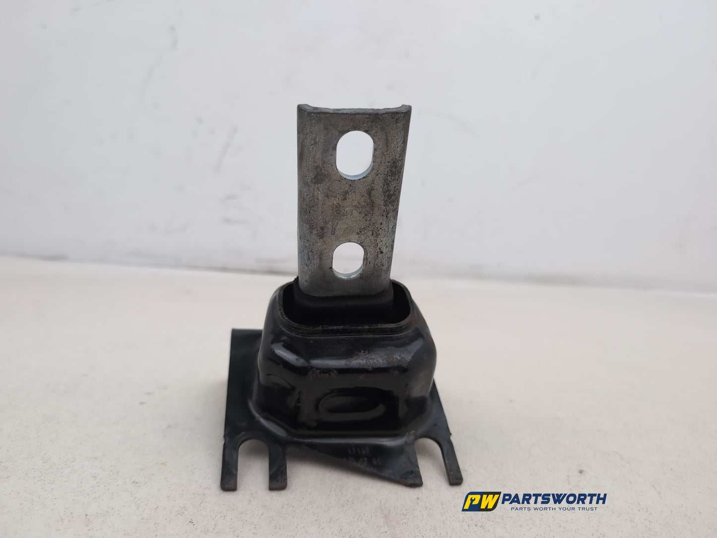 Transmission Mounting Bracket 9