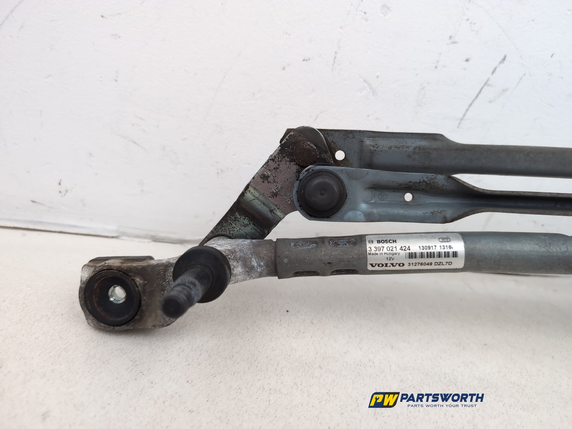Front Wiper Motor & Mechanism / Linkage 9