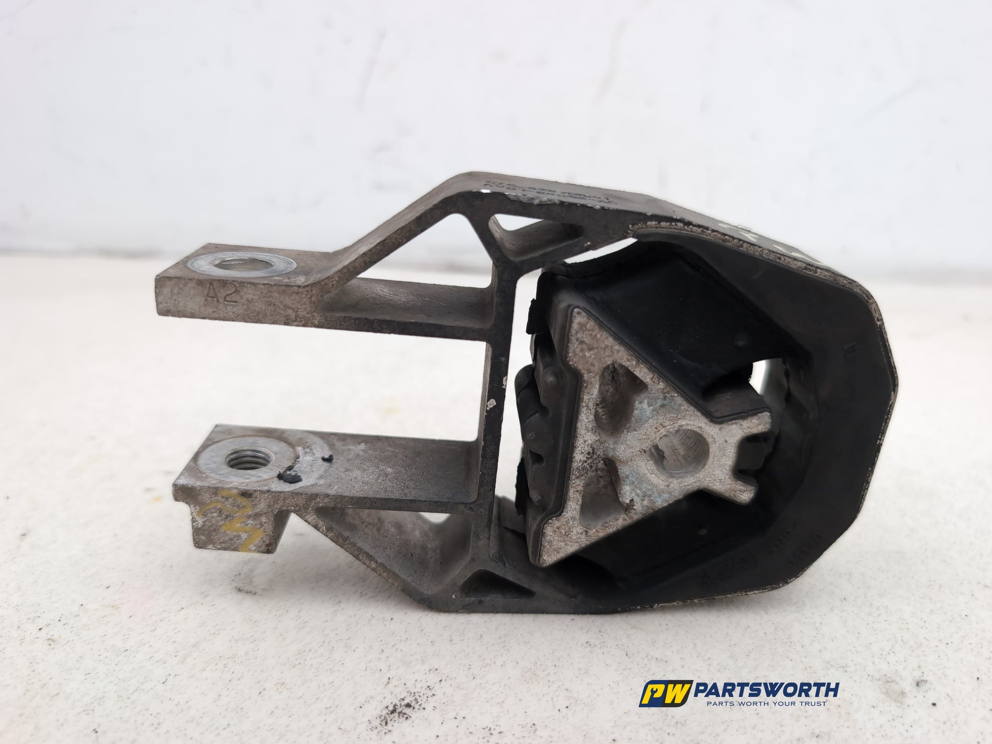 Transmission Mounting Bracket 10