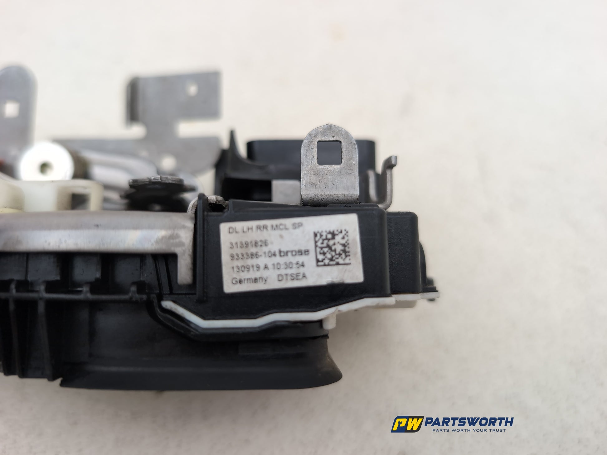 Door Lock Rear LH 10
