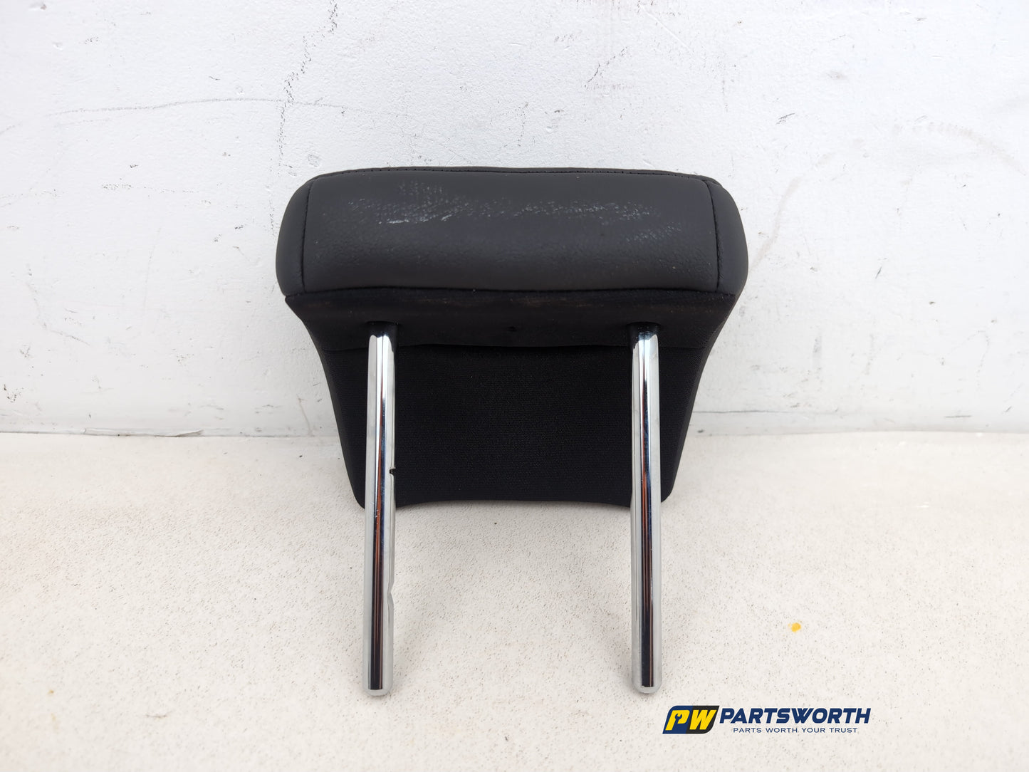 Rear Headrest 10