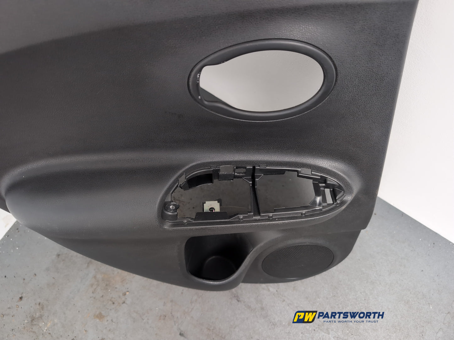 Rear Left Door Card 10