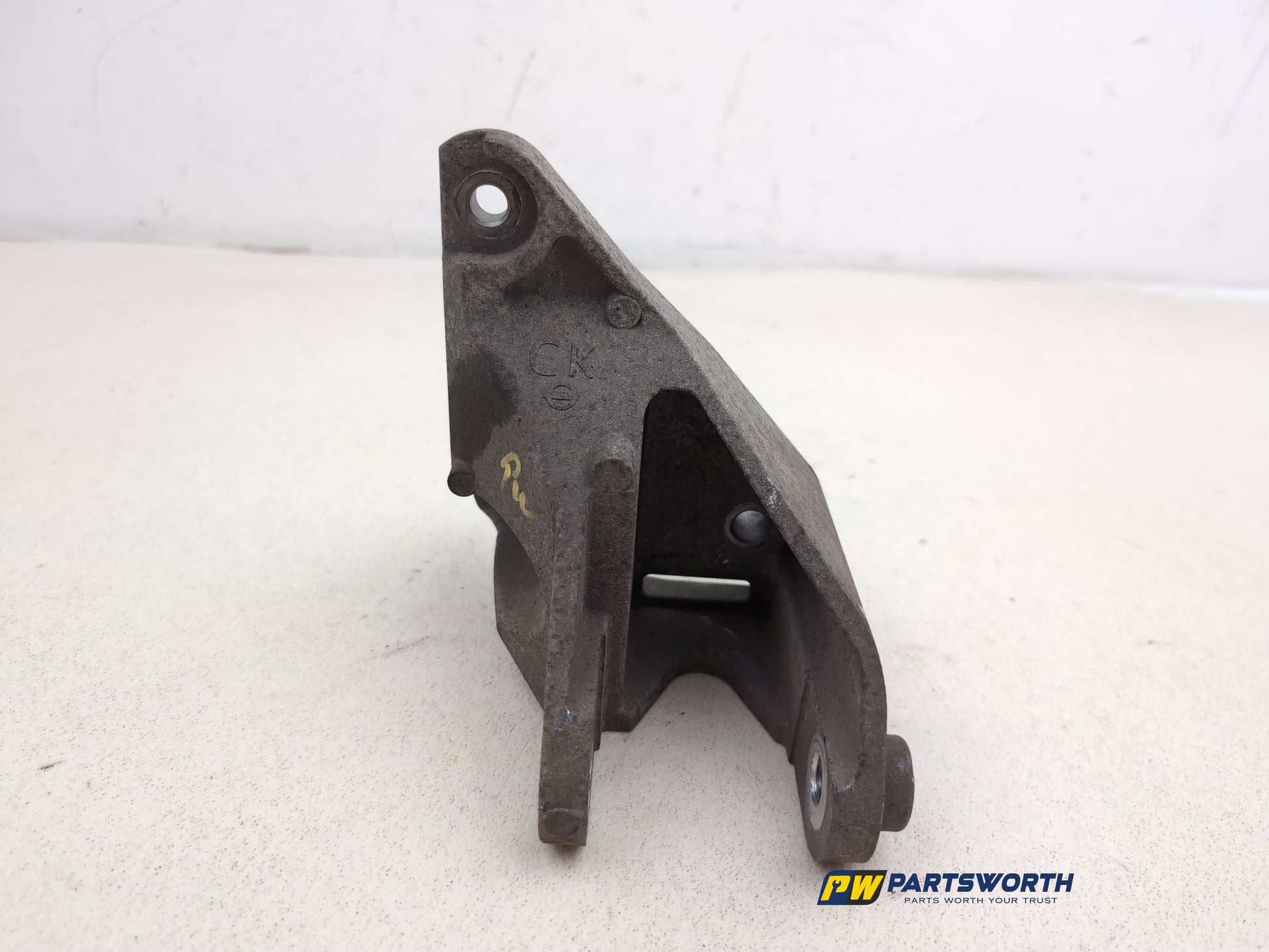 Engine Mounting Bracket 9