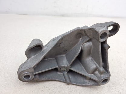 Engine Mounting Bracket 9
