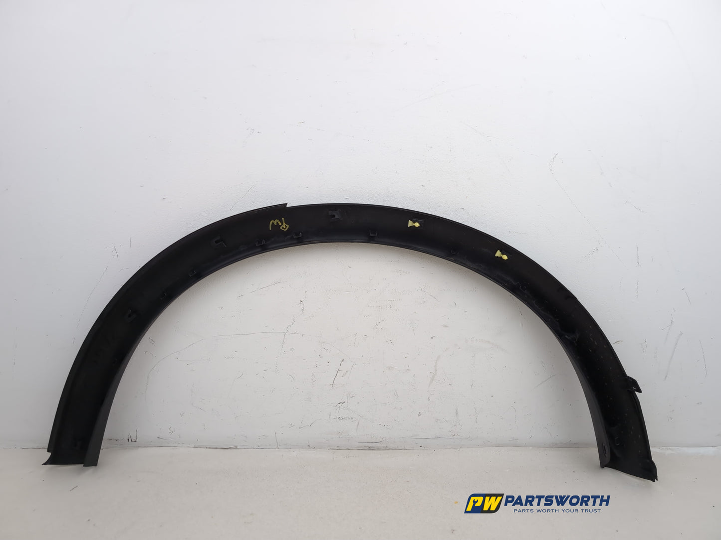 Moulding Wheel Arch Rear RH 9