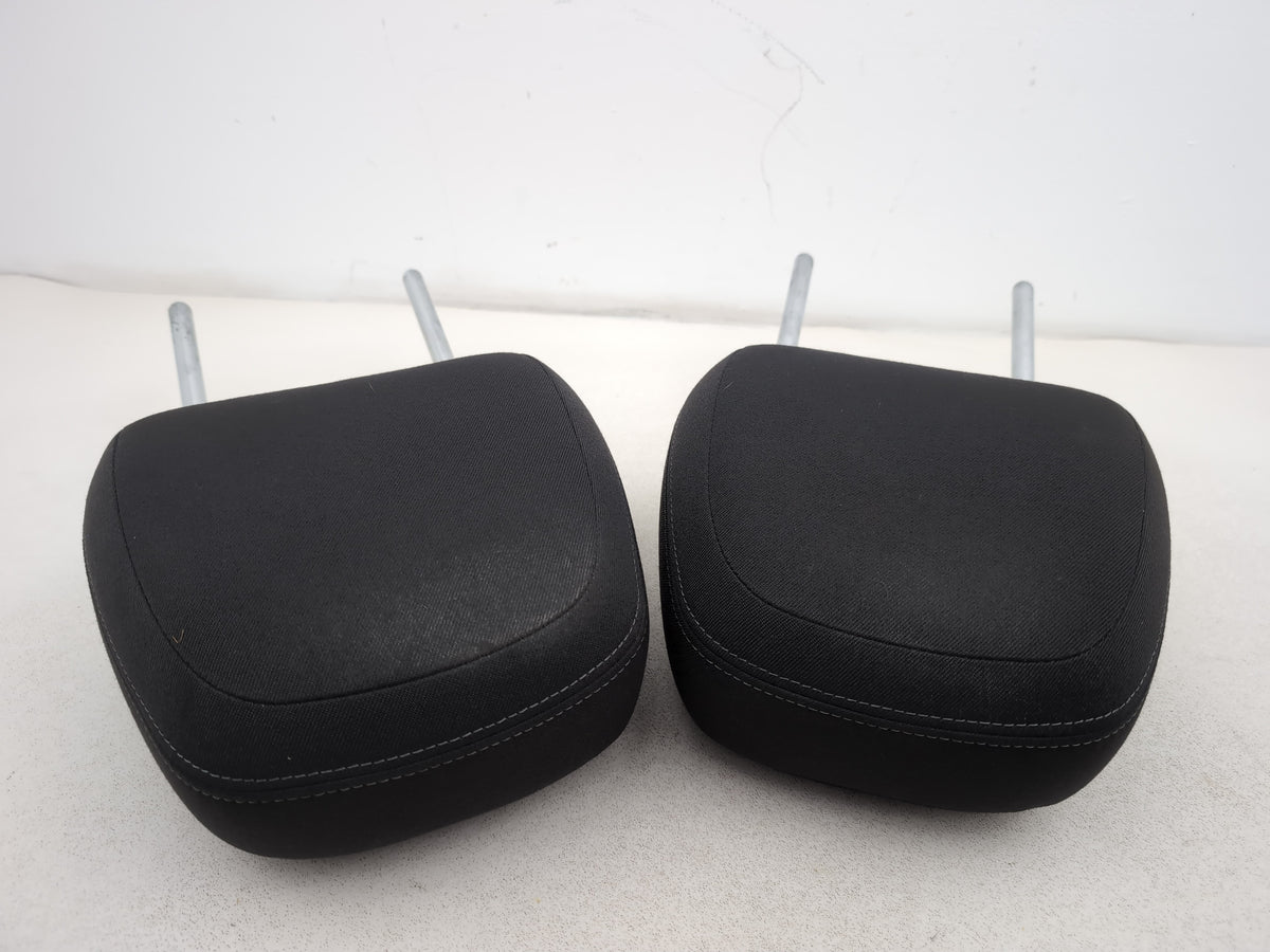 Headrest Front Pair 5