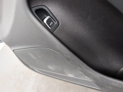 Door Front RH 12