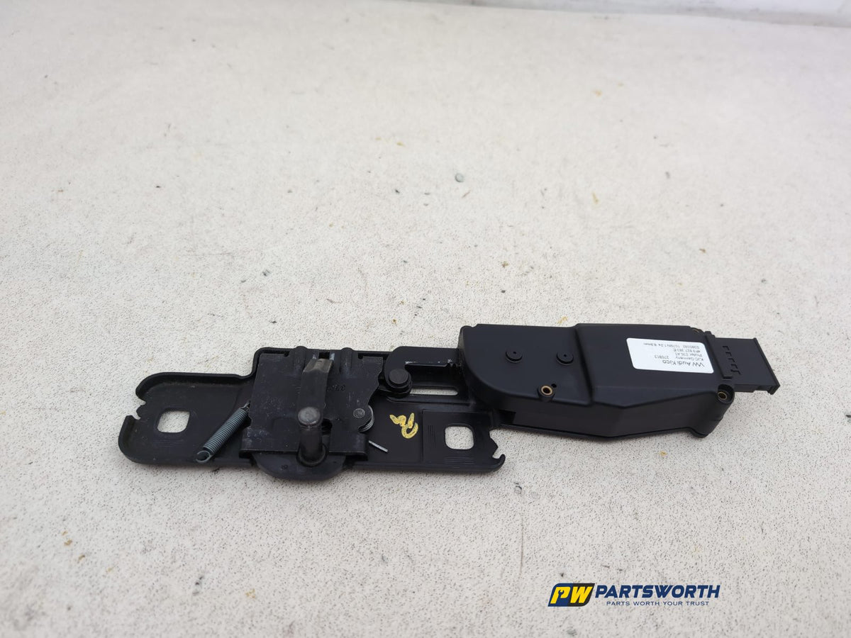 Tailgate Lock 5
