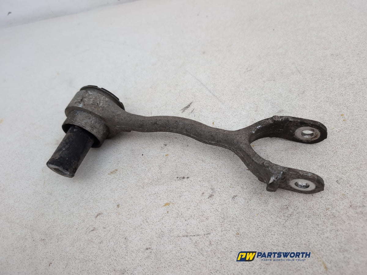Suspension Arm Rear Wishbone LH 5