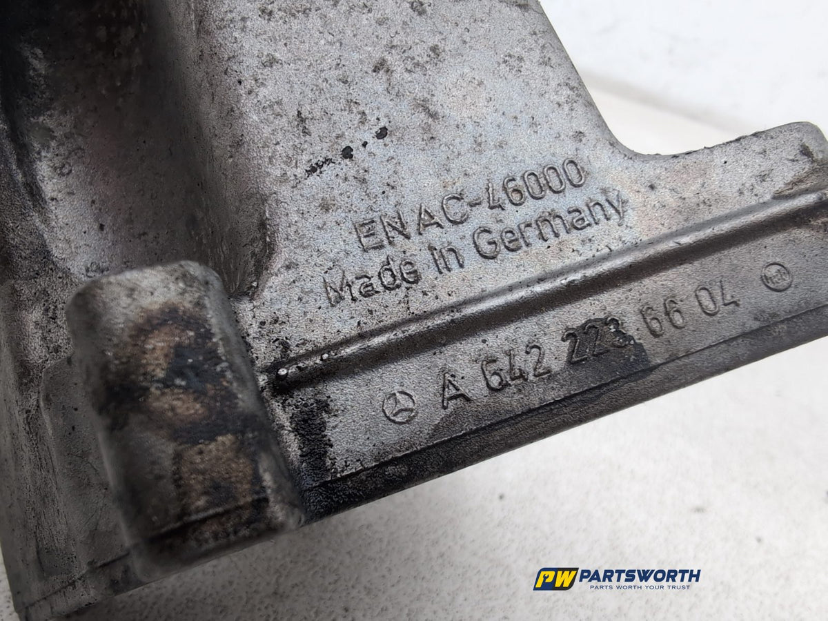Engine Mounting RH 5