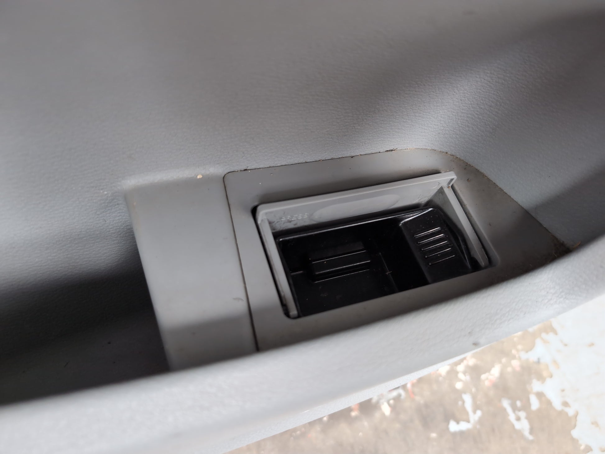 Door Rear LH 14