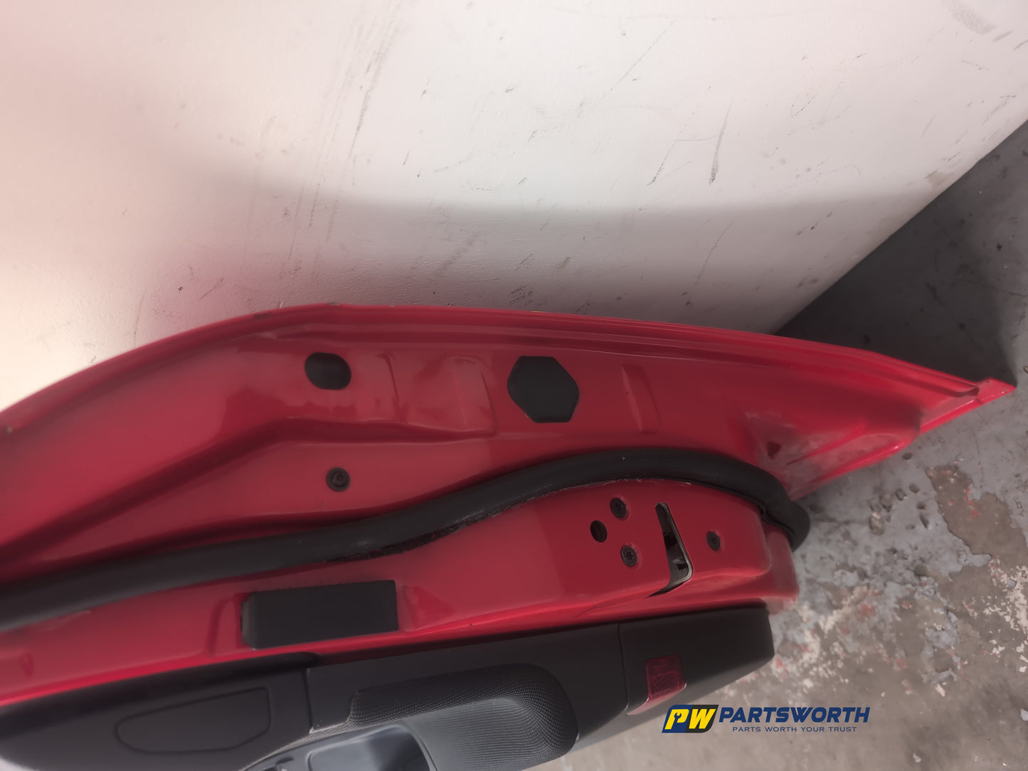 Door Front RH 15