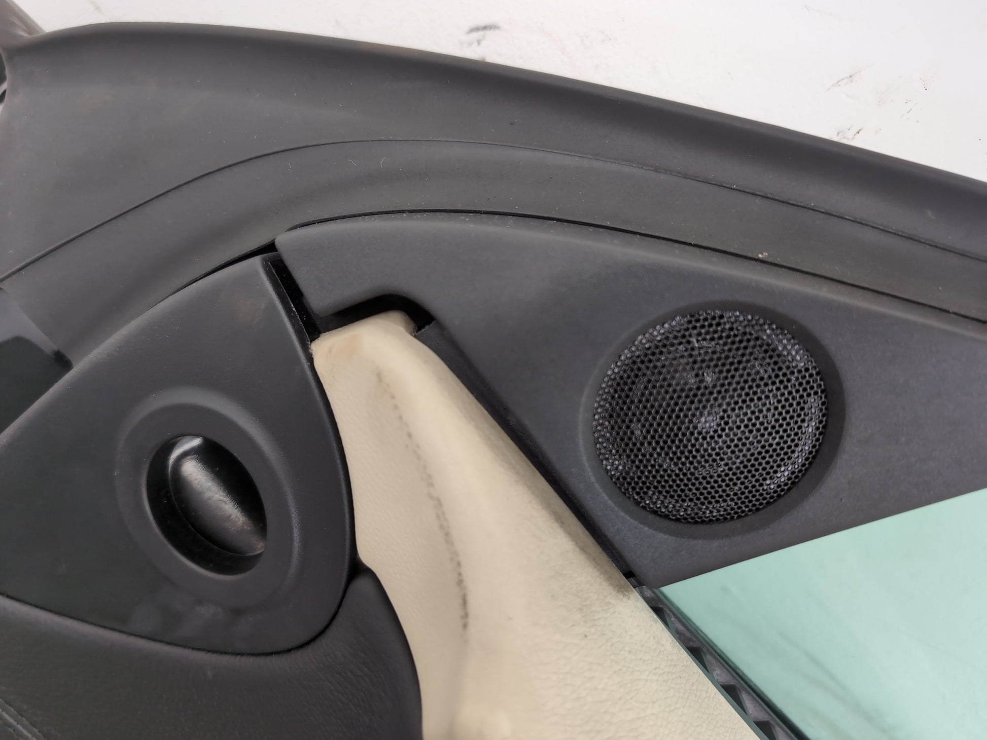Door Front RH 15
