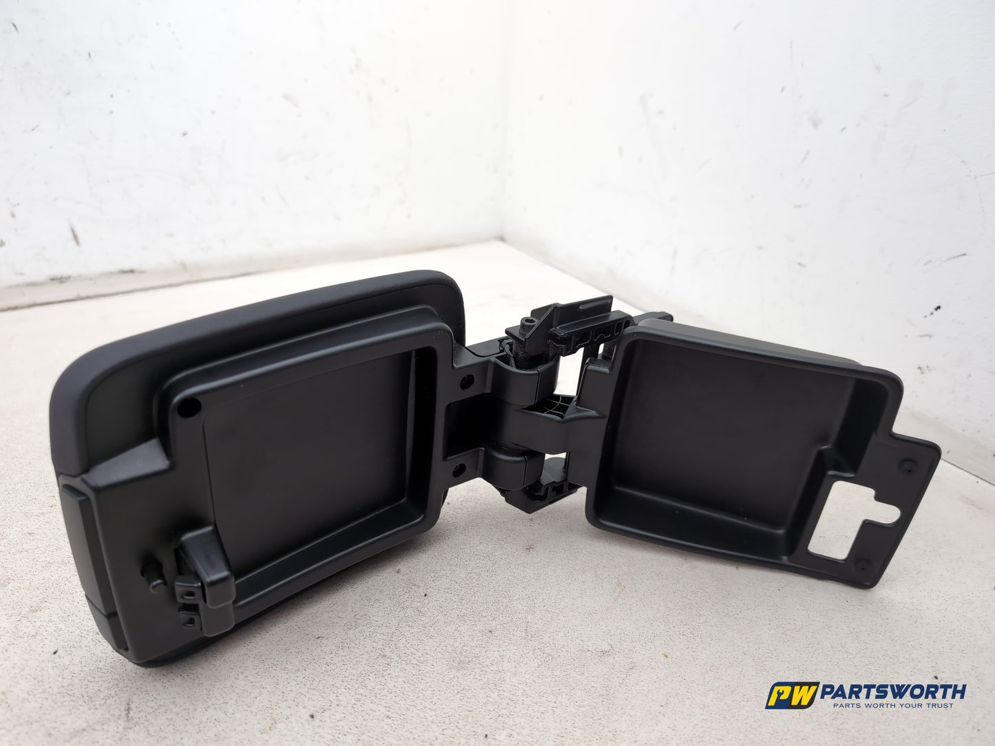 Centre Console Armrest 6