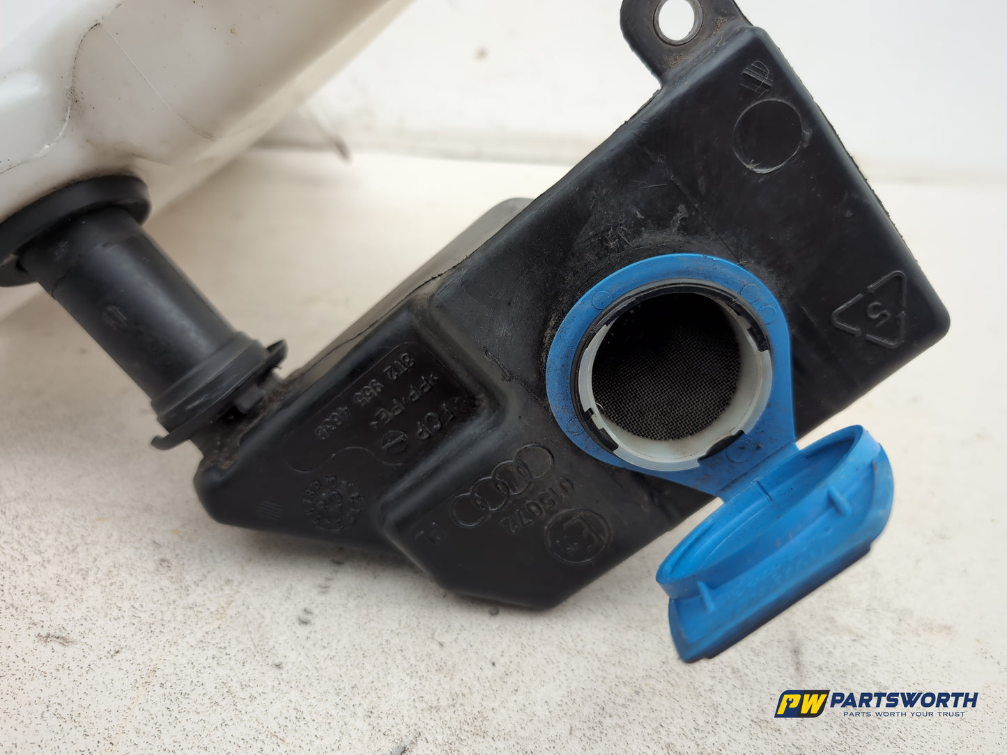 Washer Bottle Windscreen 6