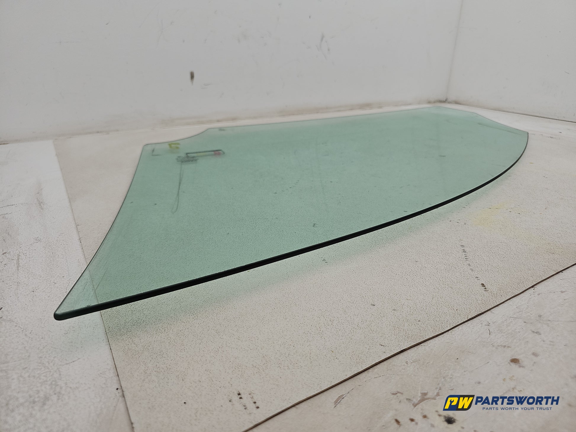 Door Glass Front RH 6