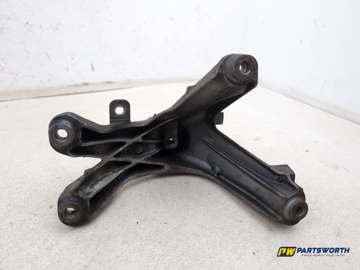Engine Mounting RH 6