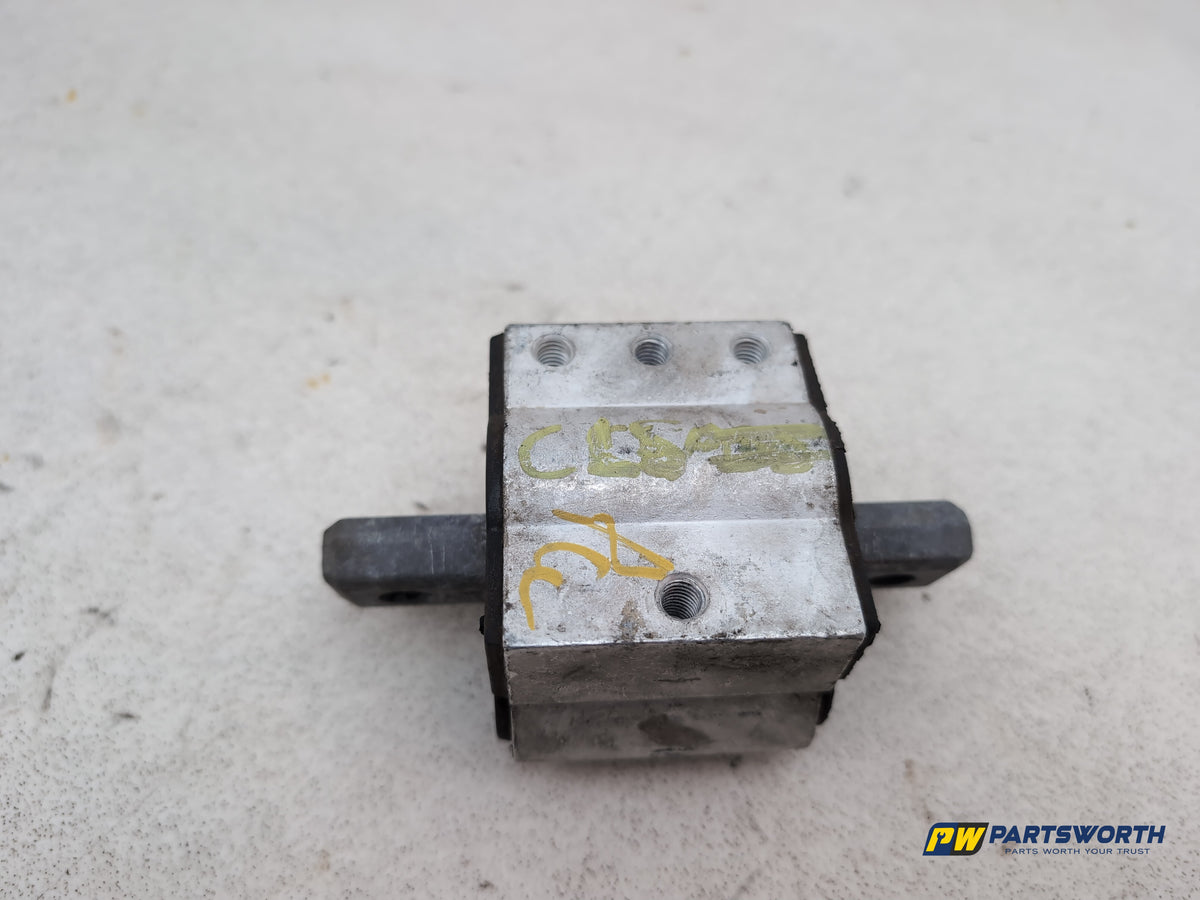 Transmission Mounting Bracket 6