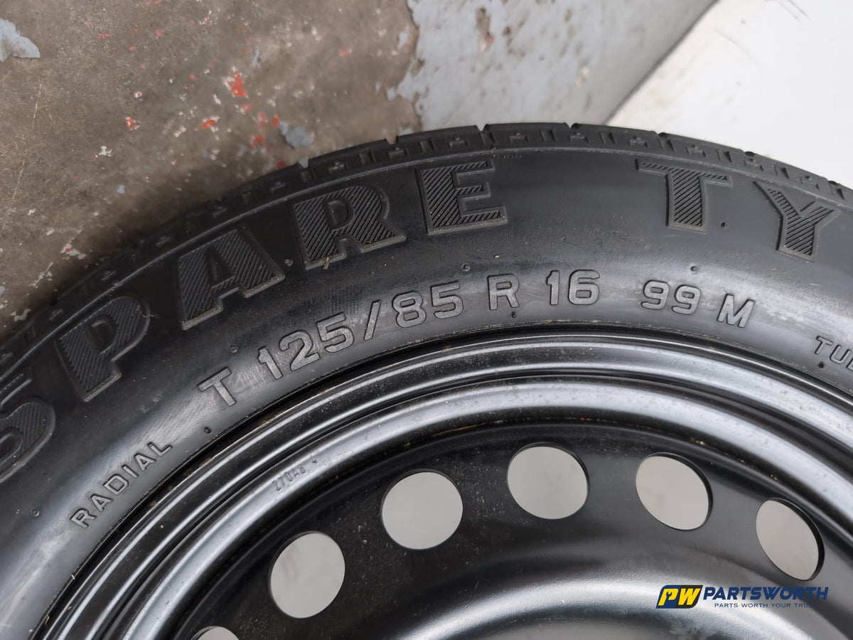 Space Saver Spare Wheel and Tool Kit  6