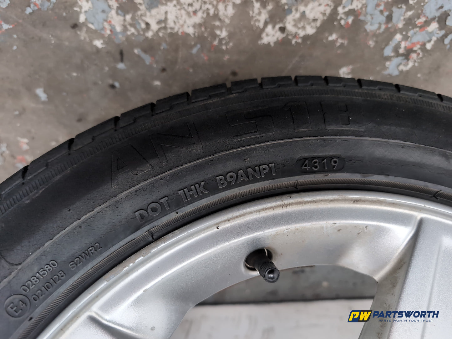 Wheel Road Alloy 6