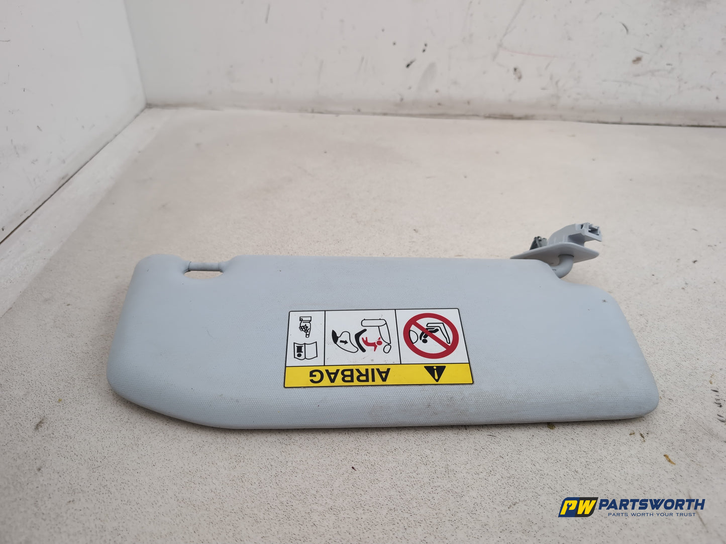 Sun Visor LH 6