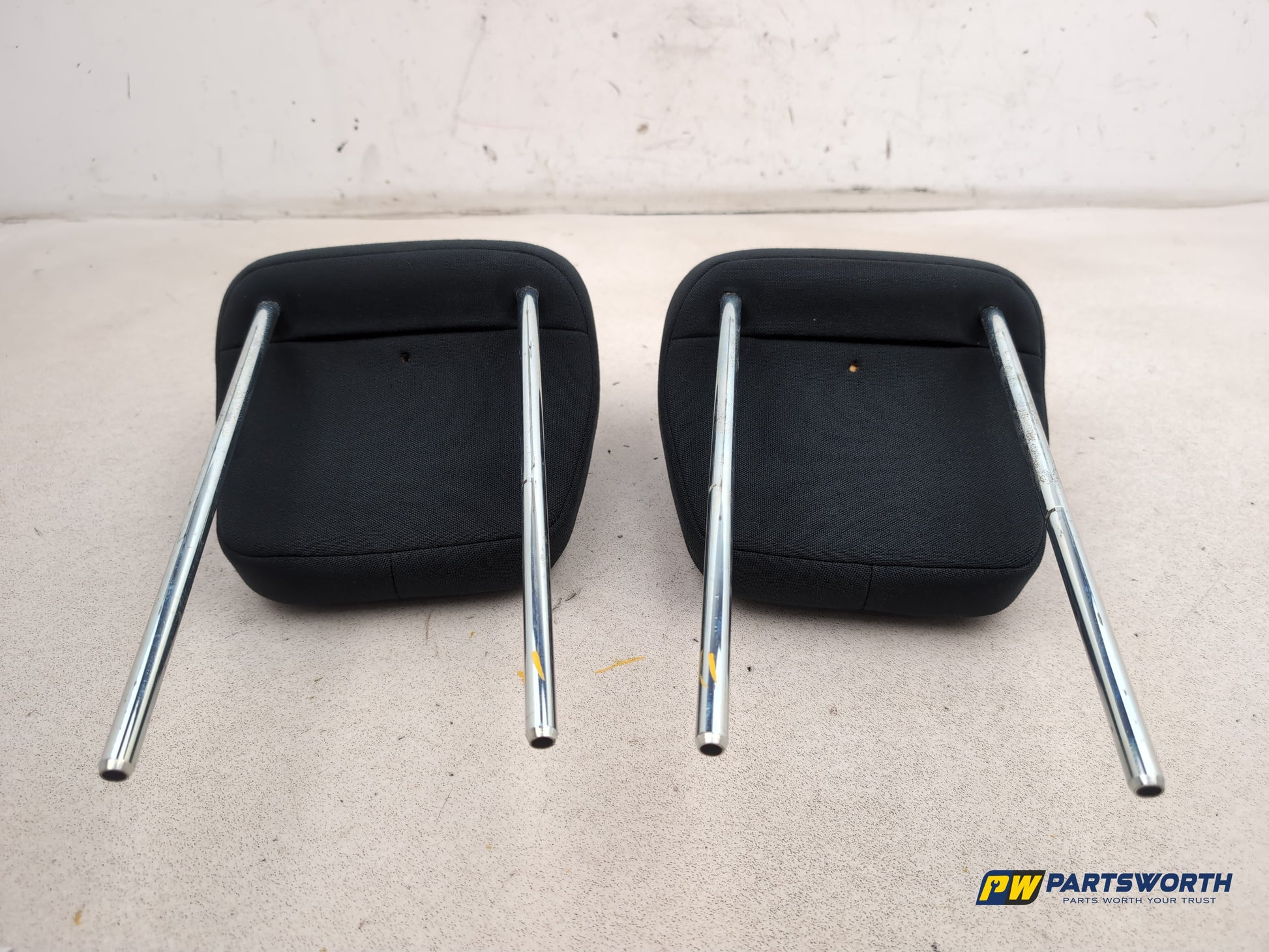 Rear Headrest 6