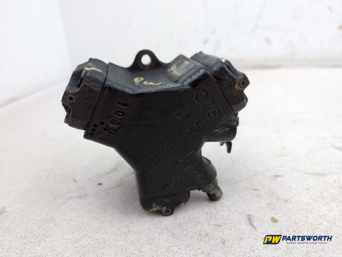 High pressure fuel pump 6