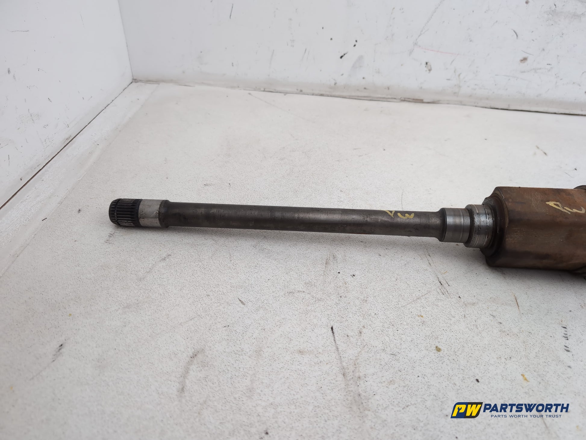Driveshaft Front RH 6