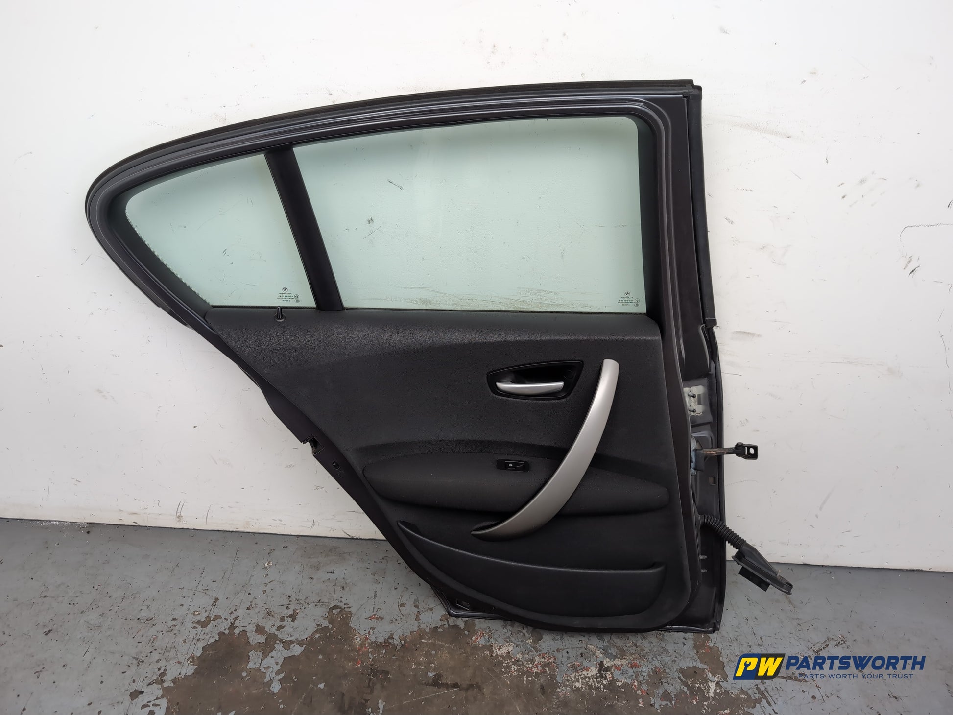 Door Rear LH 6