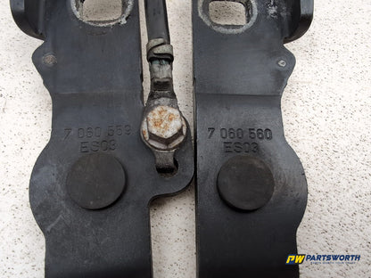 Bonnet Hinges 6