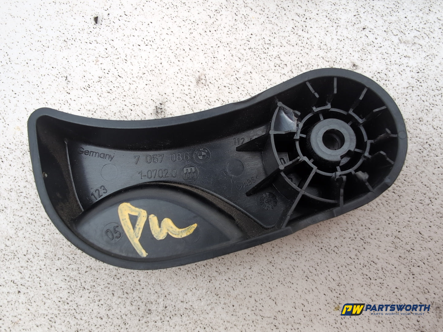 Bonnet Release Handle 6