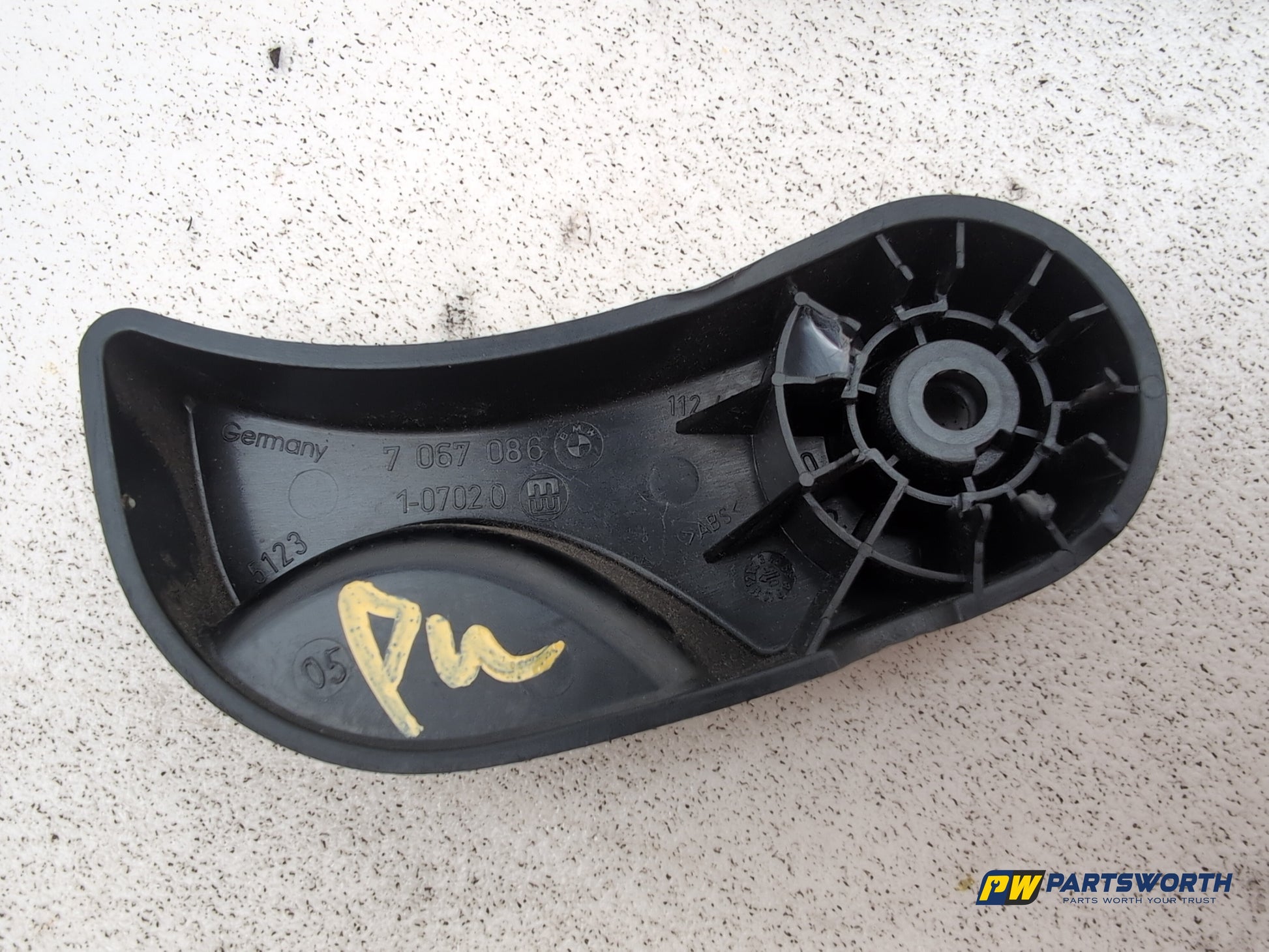Bonnet Release Handle 6