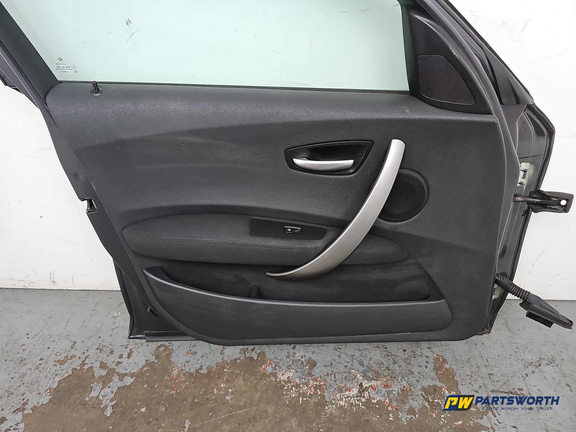 Door Front LH 6