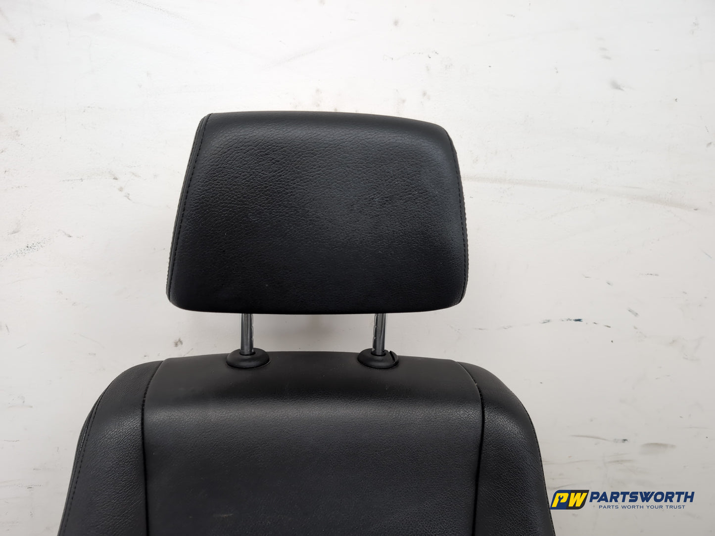 Seat Front RH 6