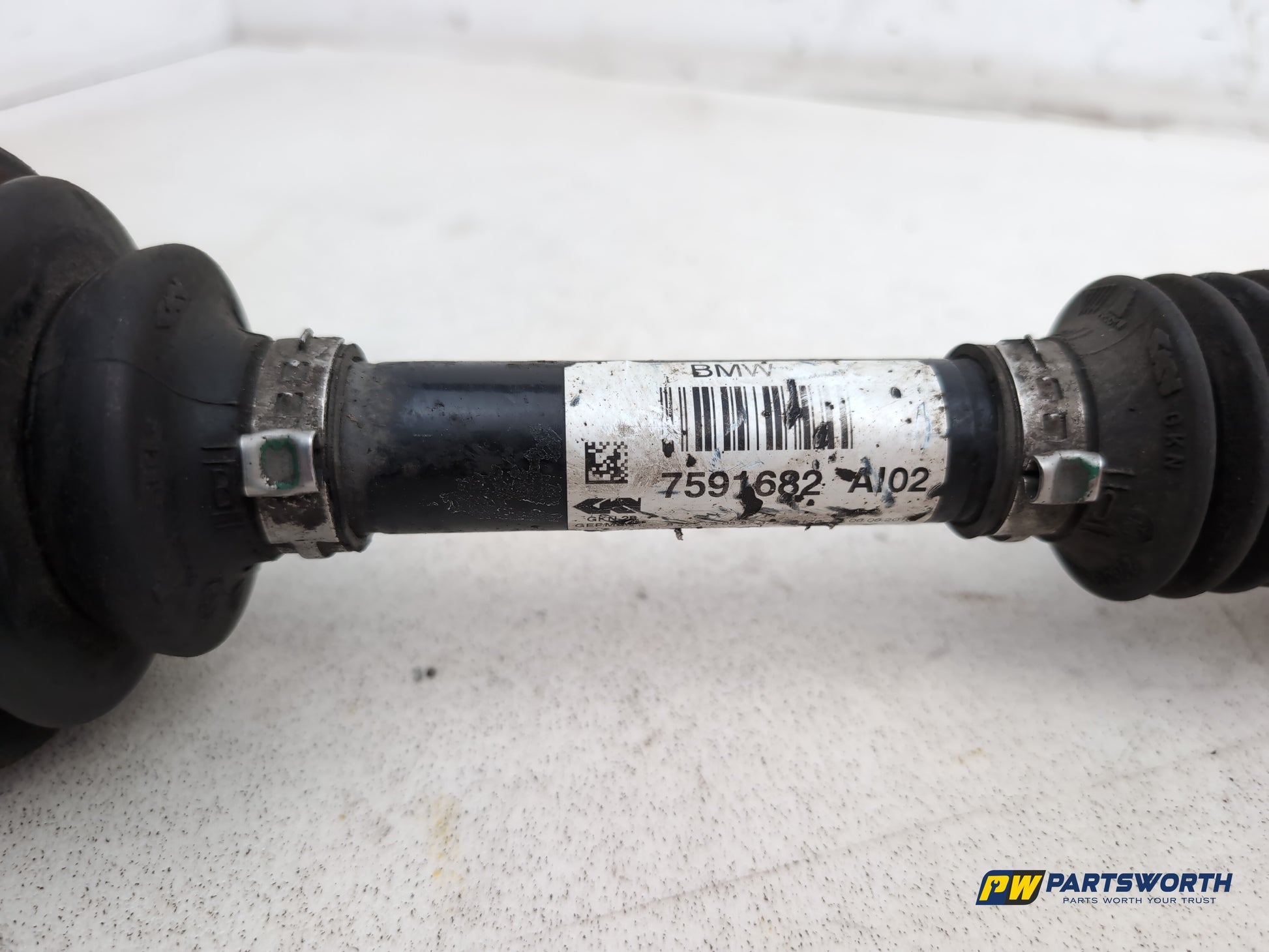Driveshaft Front RH 6