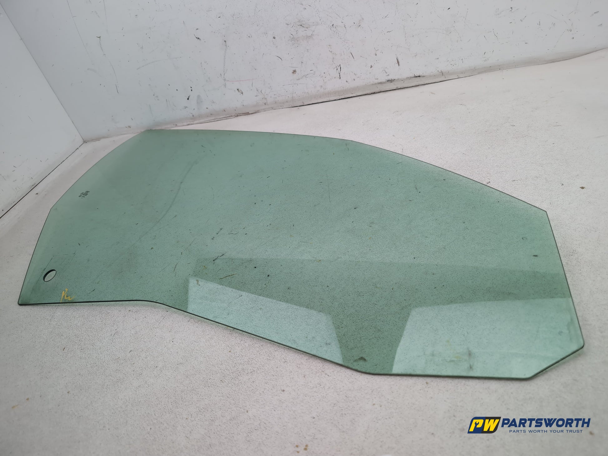 Door Glass Front RH 6