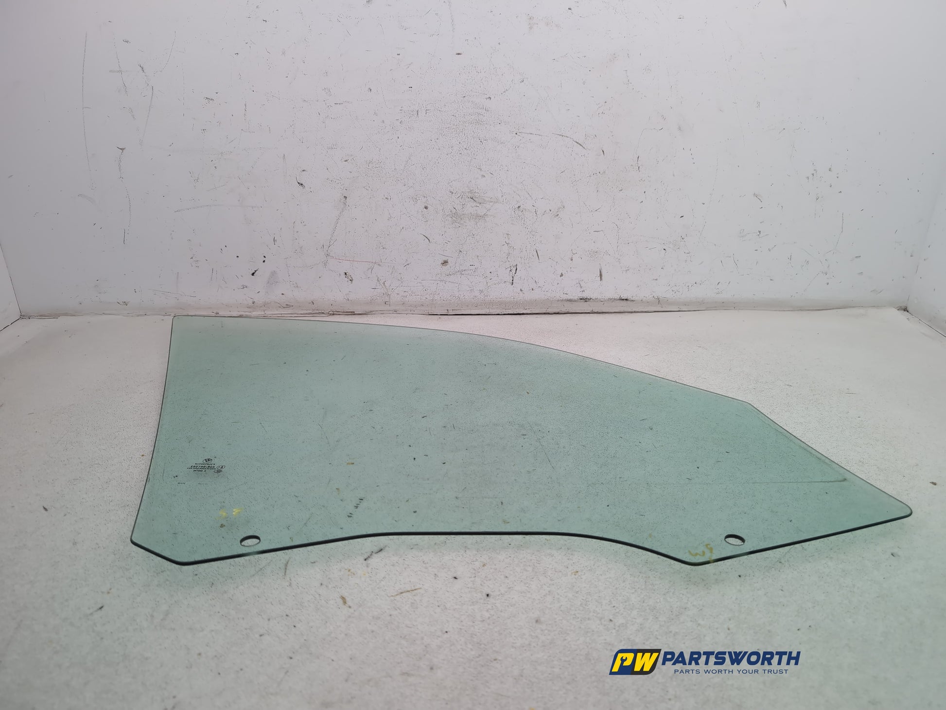 Door Glass Front LH 6