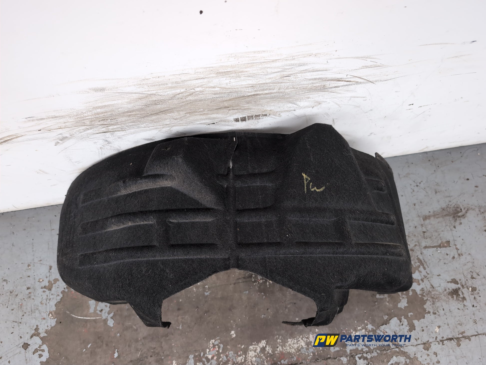 Moulding Wheel Arch Rear RH 6