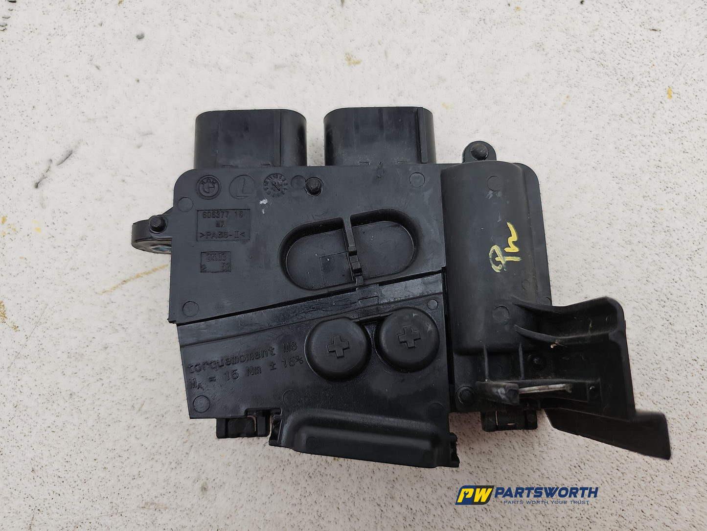 Positive Pole Battery Power Boot Distribution Fuse Box 6
