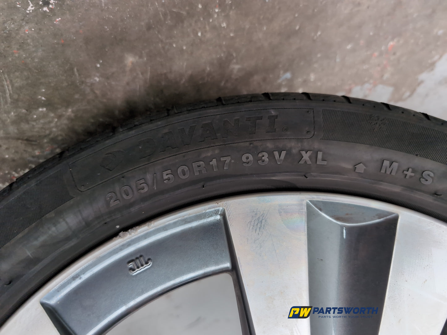 Wheel Road Alloy 6