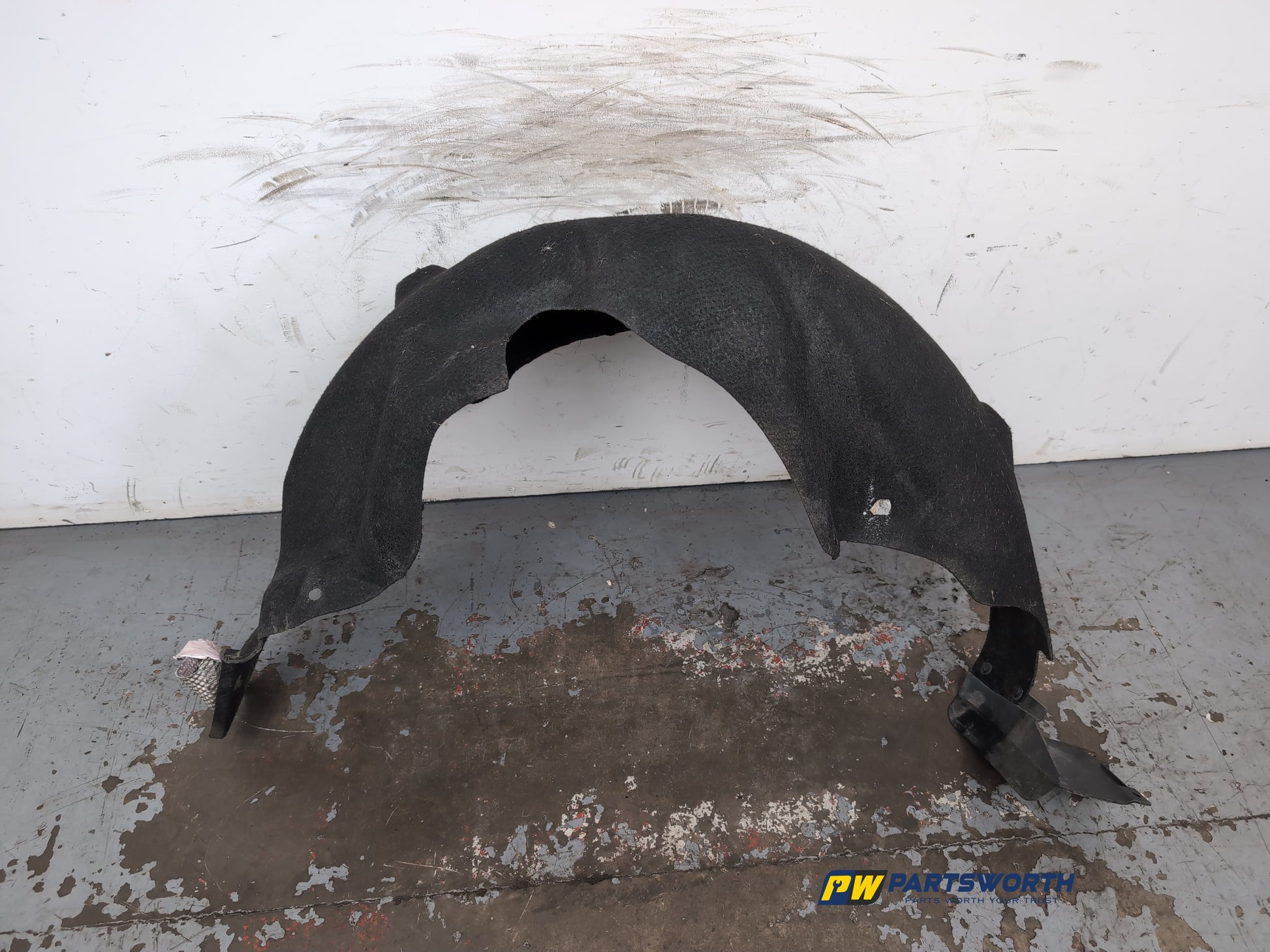 Moulding Wheel Arch Rear LH 6