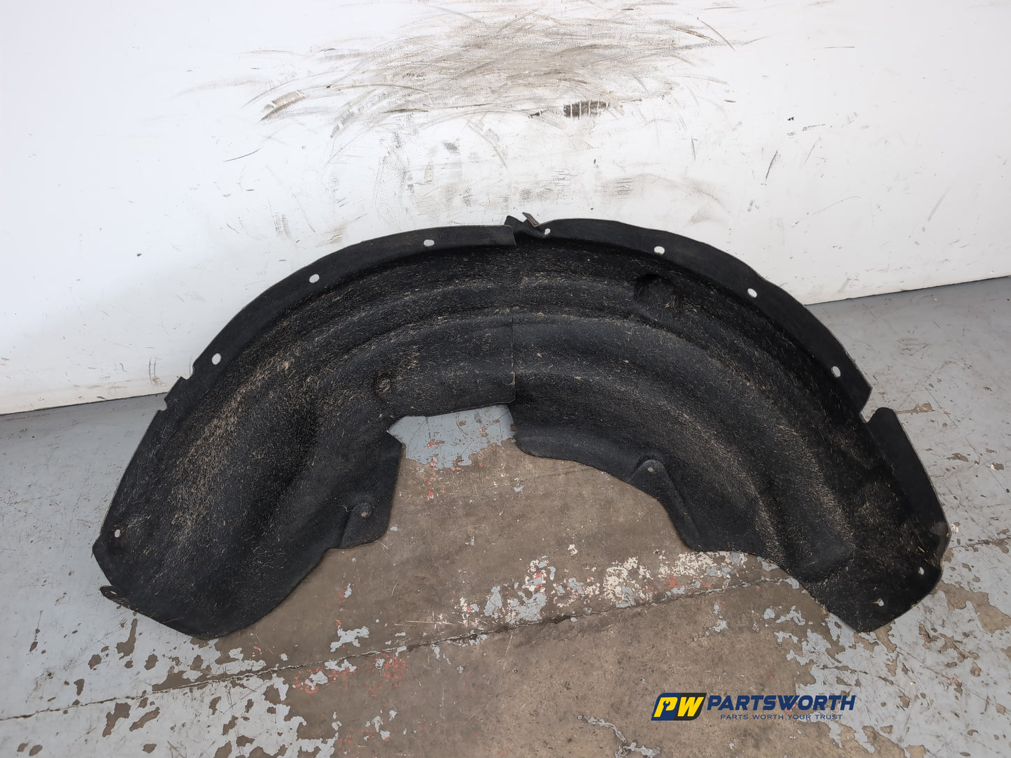 Moulding Wheel Arch Rear RH 6