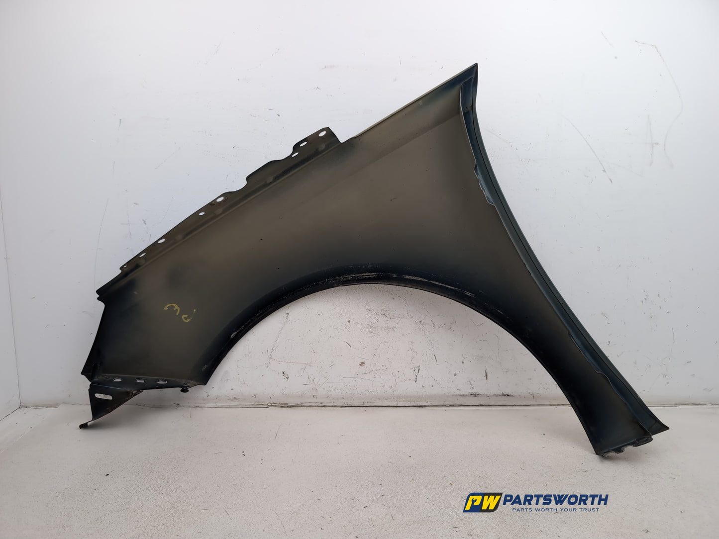 Wing Front RH 6