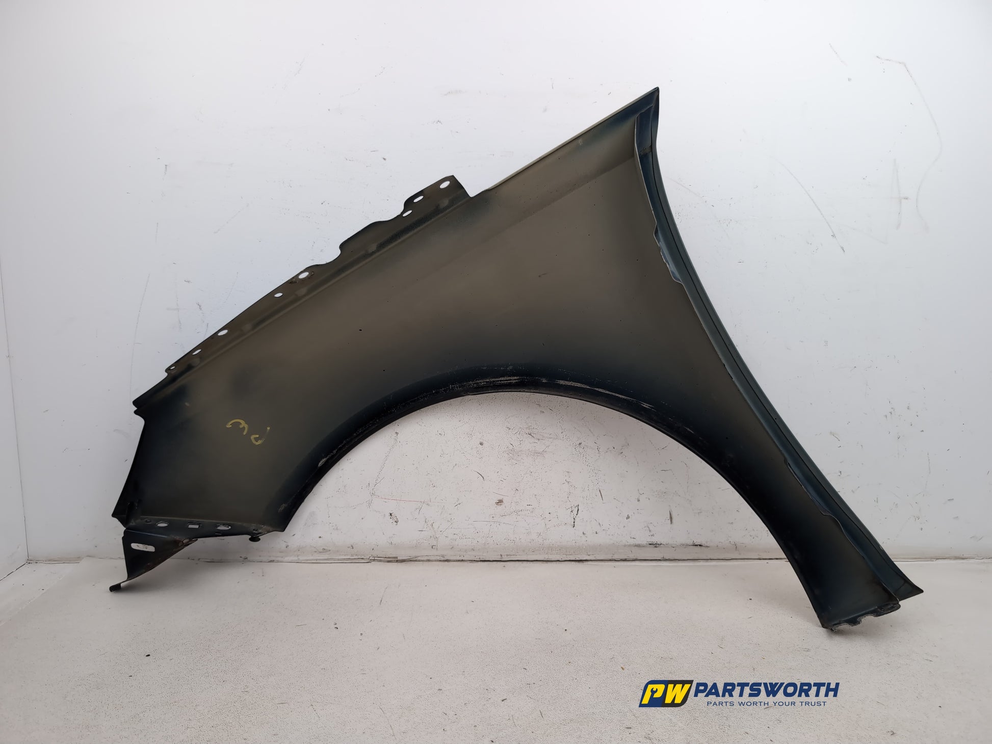 Wing Front RH 6