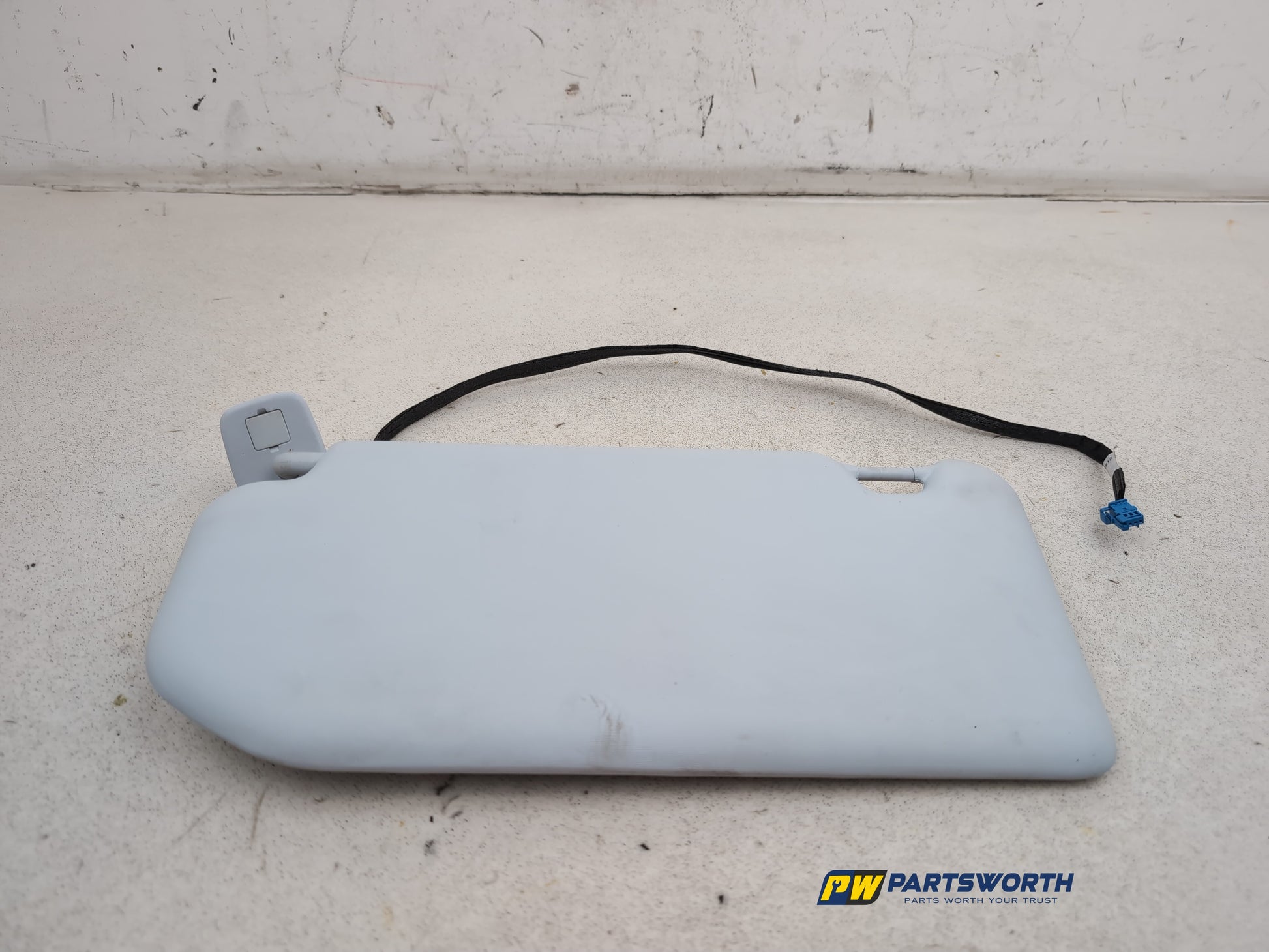 Sun Visor RH 6