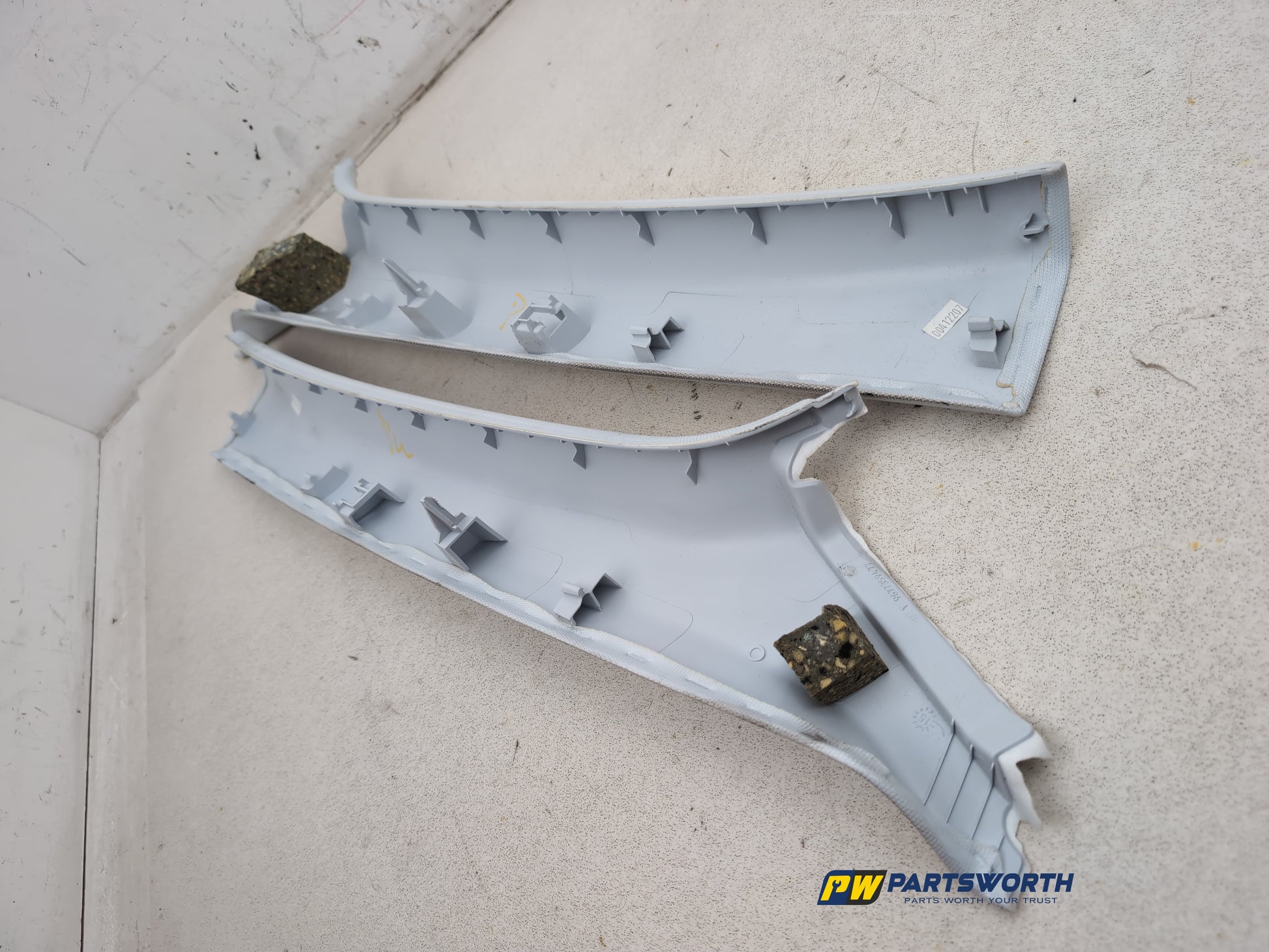 Pair Of Plastic A Pillar Trims 6