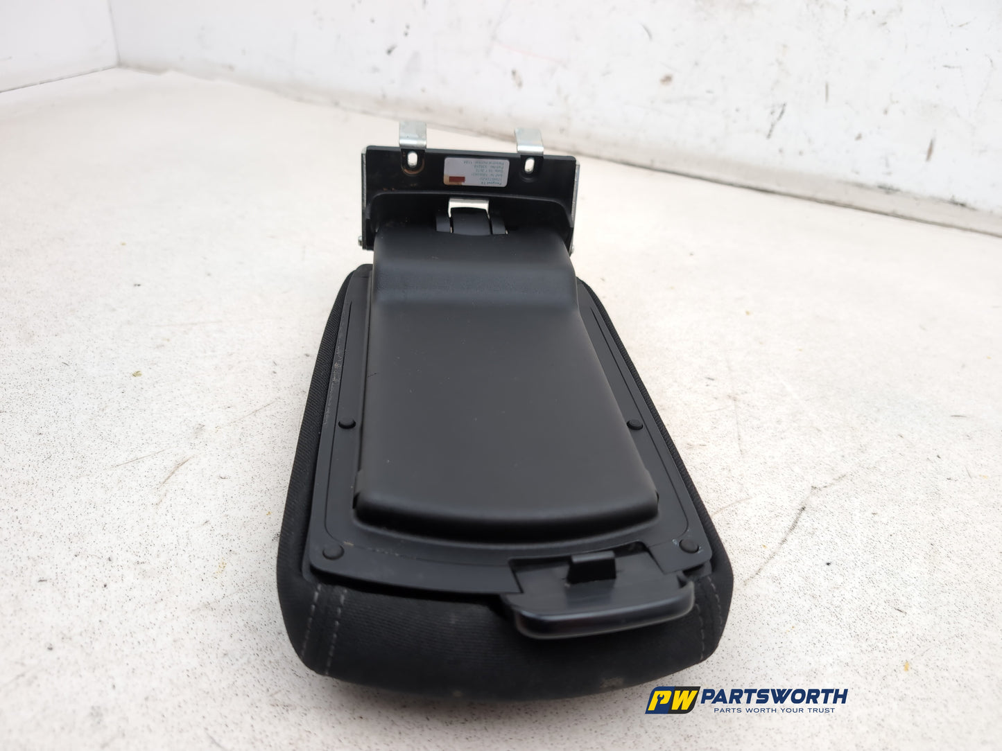 Centre Console Armrest 6