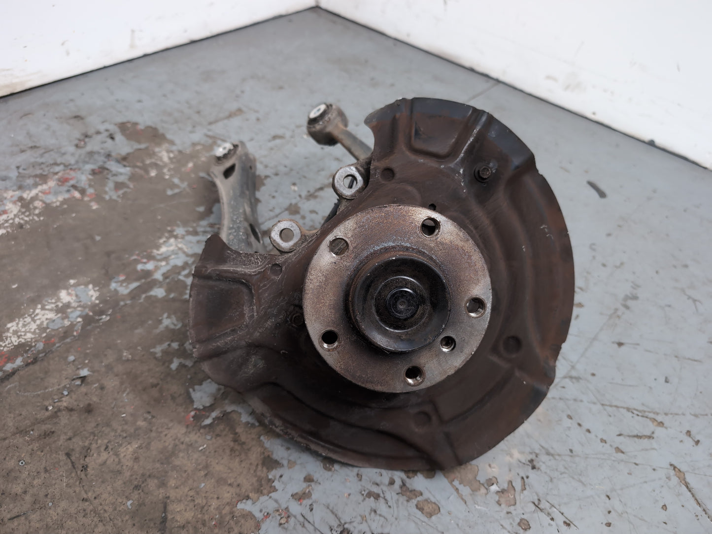 Wheel Hub Rear LH 6